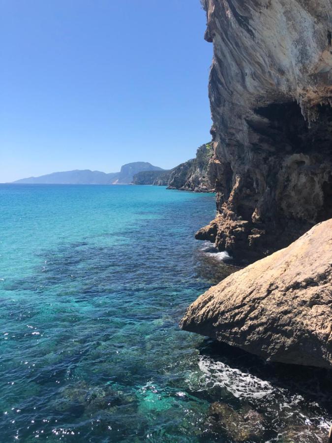 Апартаменты Cala Gonone, Casa I Pini Экстерьер фото